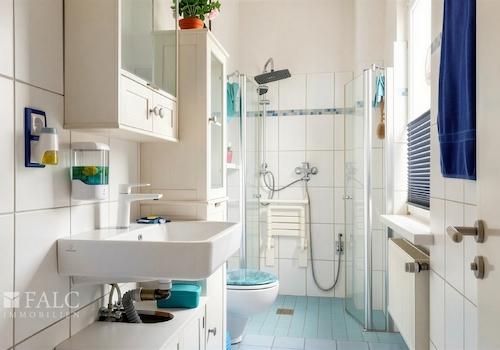 Badezimmer 1. OG