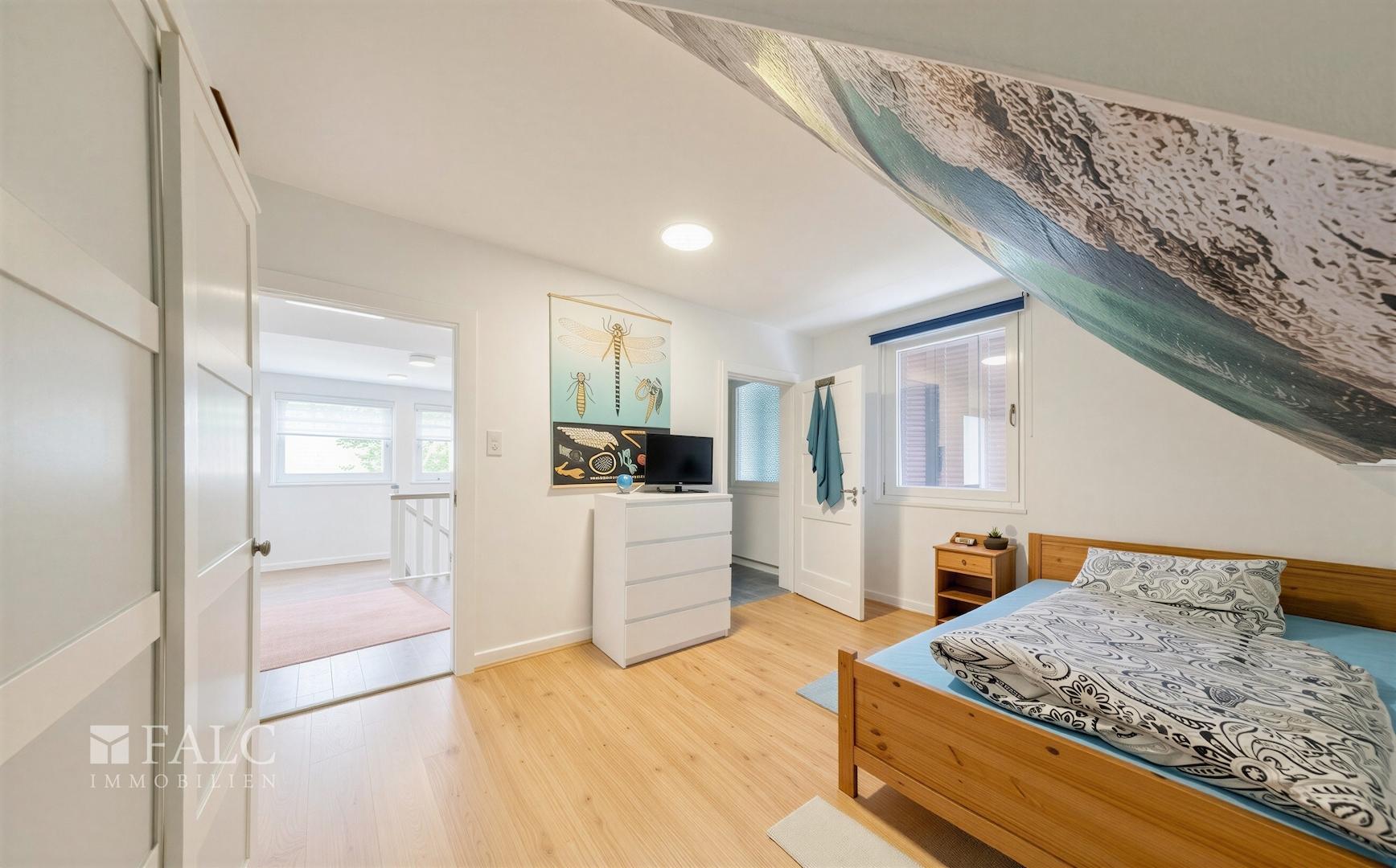 Schlafzimmer DG