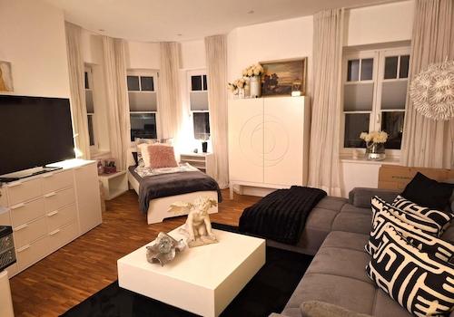 Wohnzimmer - Option Bett (WG)