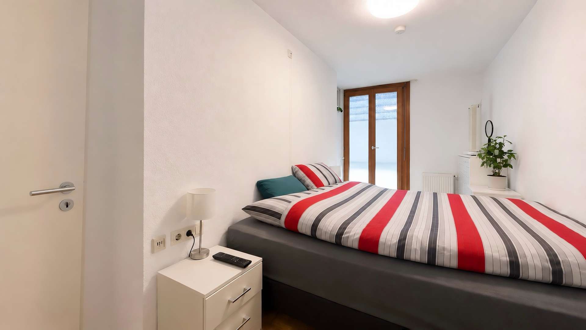 Schlafzimmer (1)
