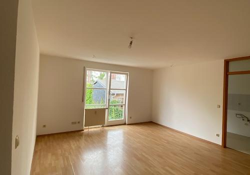 Wohnzimmer mit Austritt