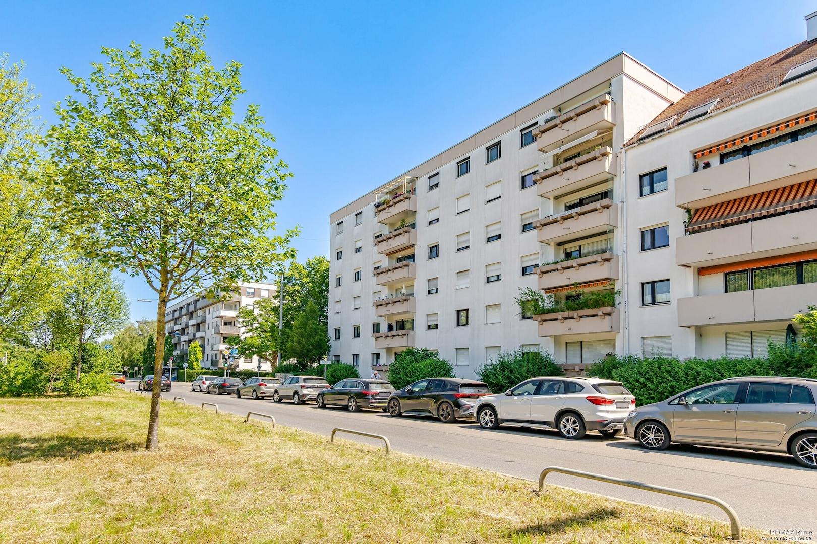 Straßenansicht