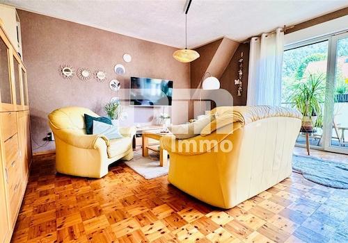 OG / DG Offener Wohnbereich / Zugang Balkon