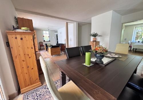 Wohn- und Esszimmer - Bild IV