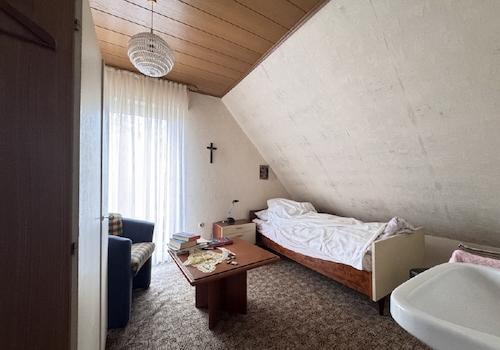 Schlafzimmer I im Dachgeschoss