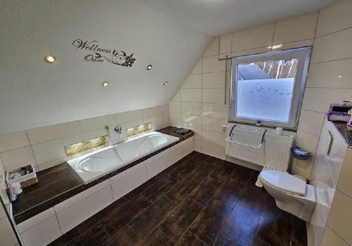 Badezimmer Obergeschoss - Bild II