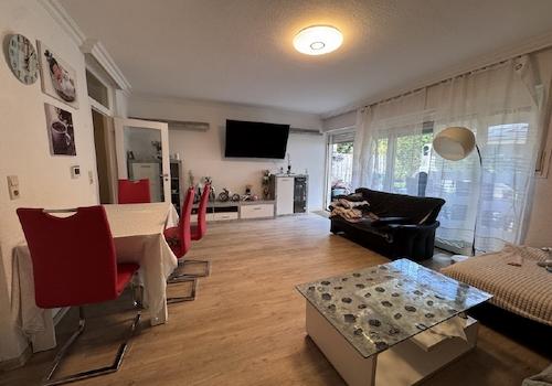 Wohn- und Esszimmer - Bild III