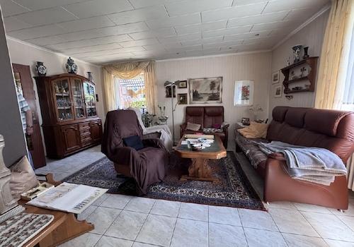Wohn- und Esszimmer - Bild II
