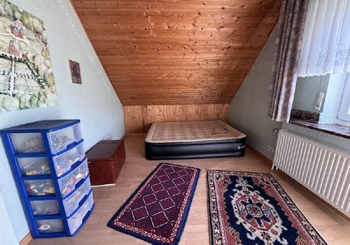 Schlafzimmer II im Dachgeschoss