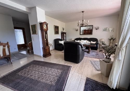 Wohn- und Esszimmer - Bild II