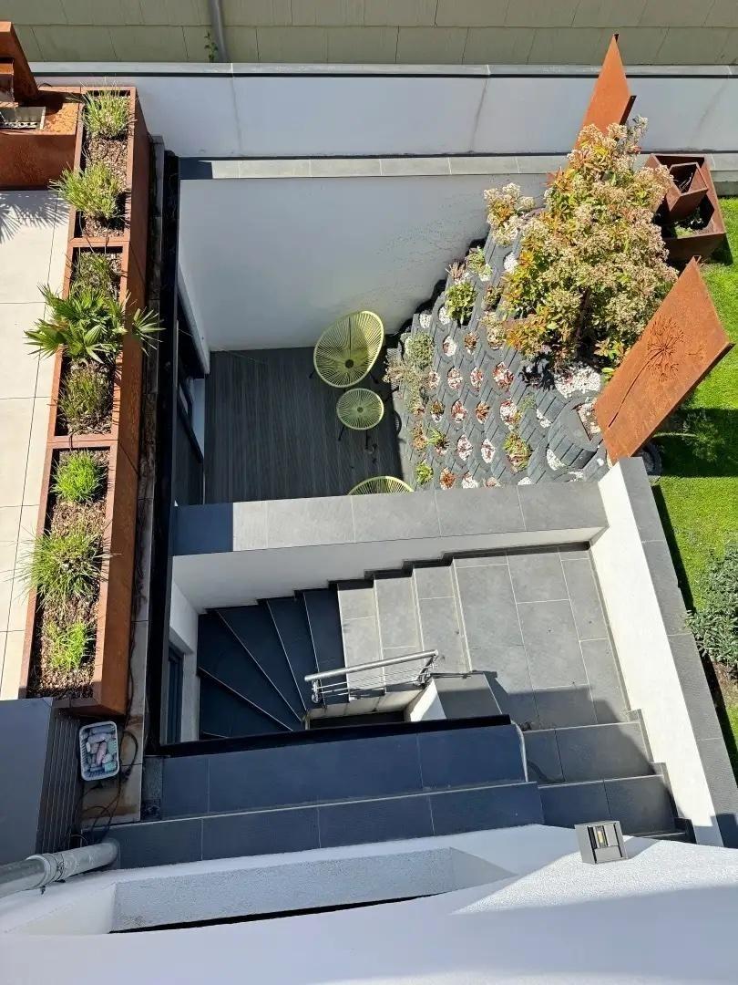 Blick zum Treppenabgang ELW