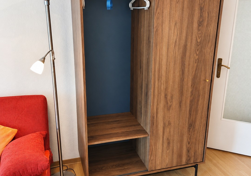 Kleiderschrank