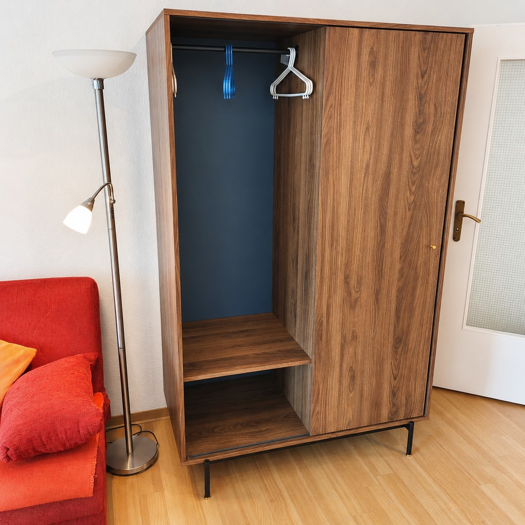 Kleiderschrank