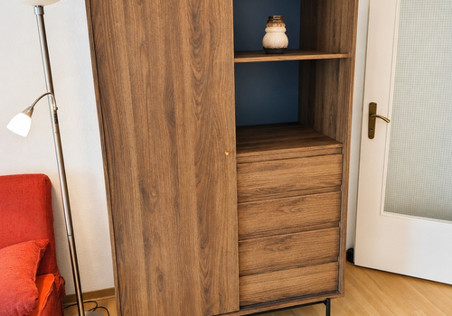Kleiderschrank