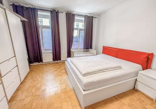 Großes Elternschlafzimmer