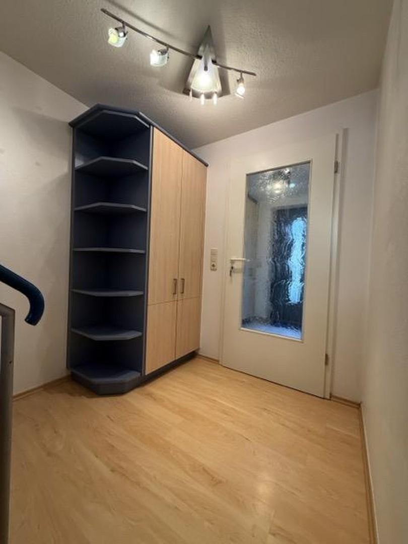 2c_Diele Garderobe2