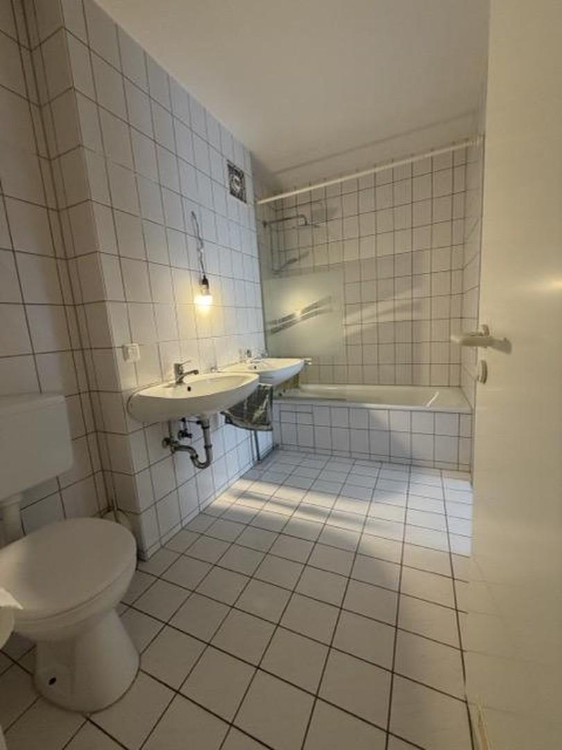 5c_Badezimmer WC 2 Becken
