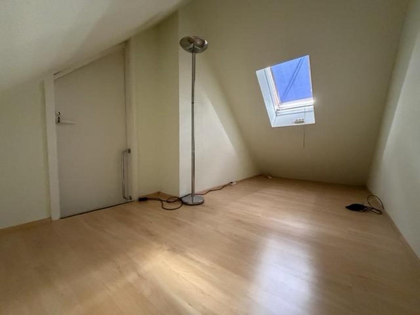 9a_Zimmer Hobbyraum