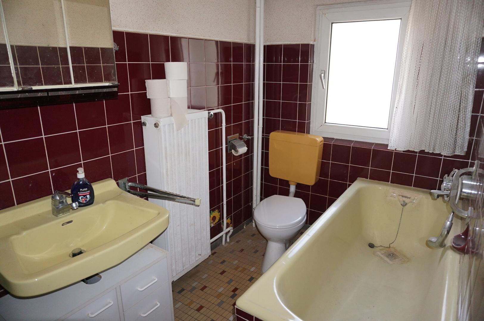 Badezimmer EG