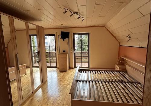 Schlafzimmer 1OG