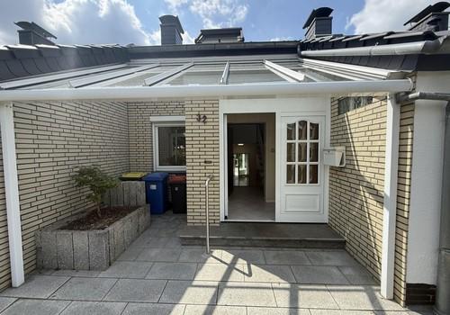 Vorderansicht Haus