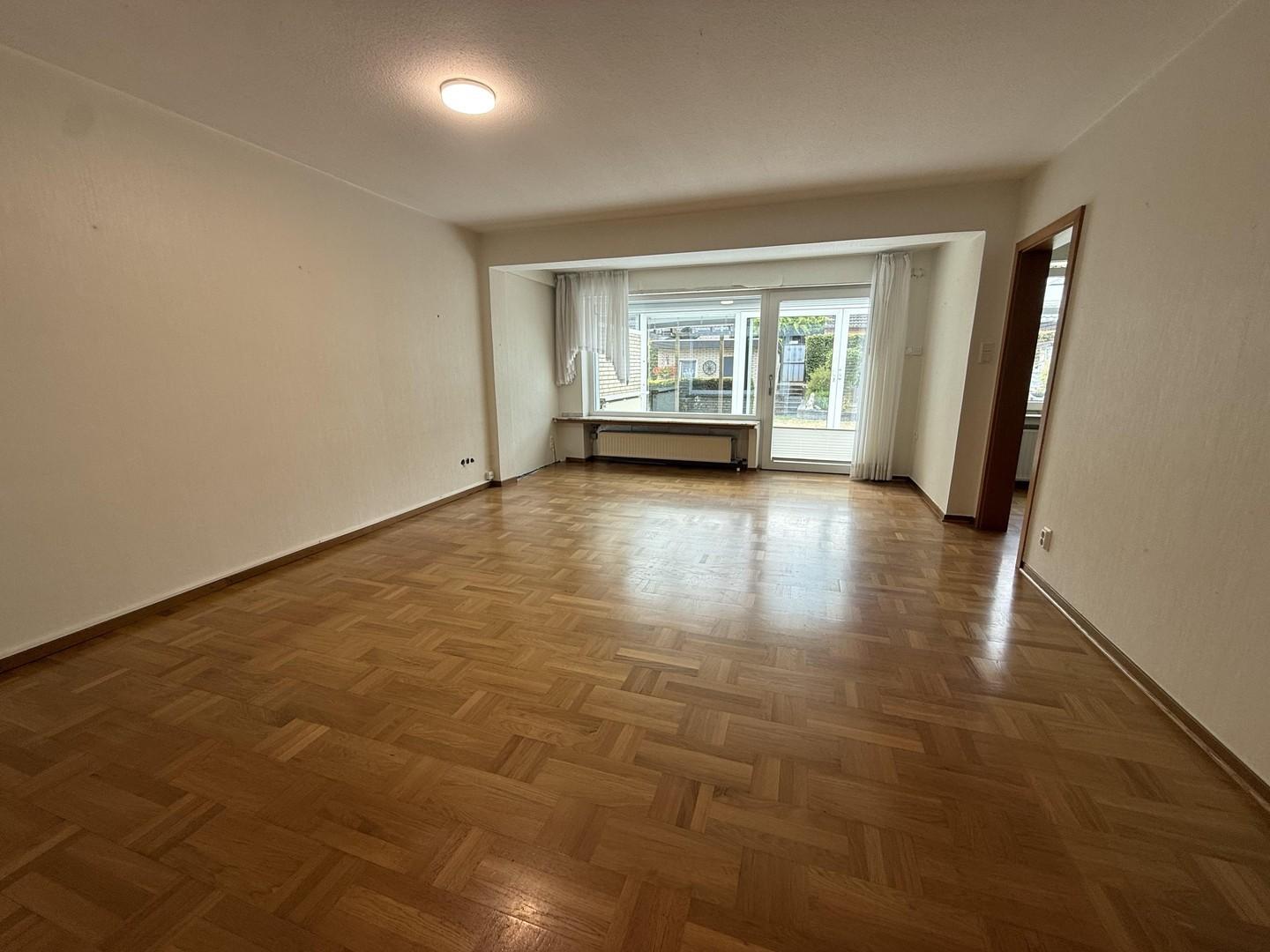 Wohnzimmer - Bild 1