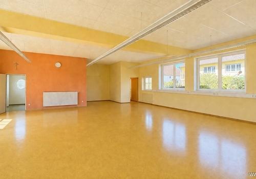 Halle im EG