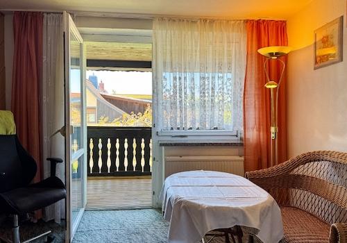 Zum Balkon