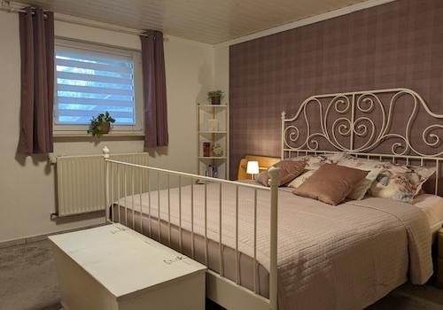 Schlafzimmer UG