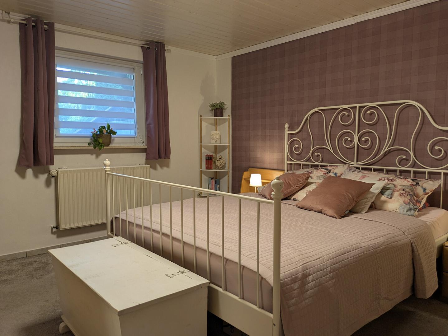 Schlafzimmer UG