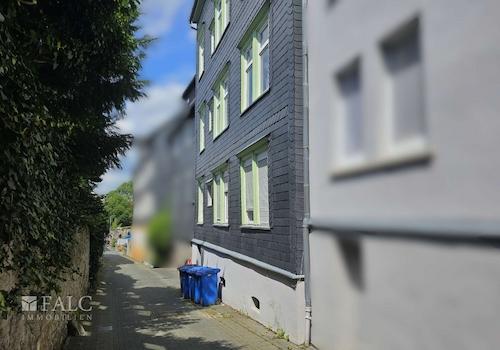 Hausrückseite 