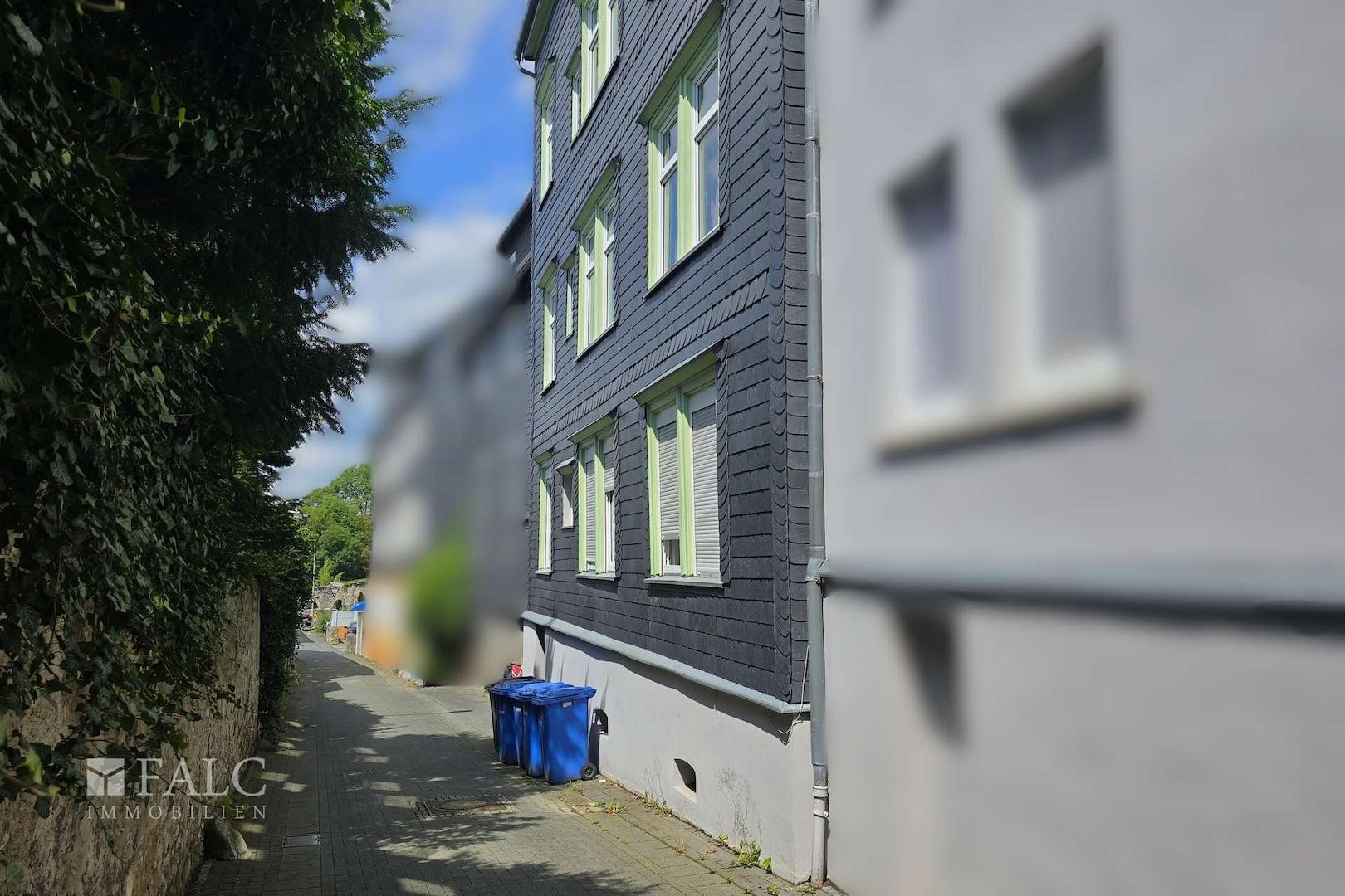 Hausrückseite 