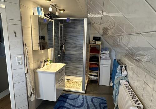 14 - Badezimmer OG Dusche