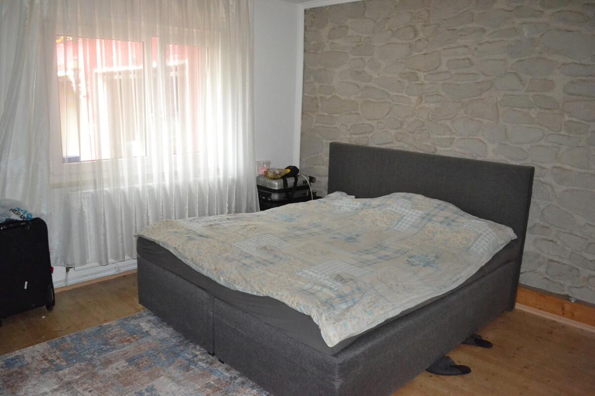 Haus 1