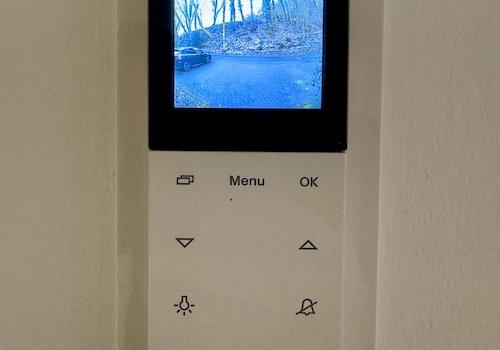 Türsprechanlage mit Kamera 