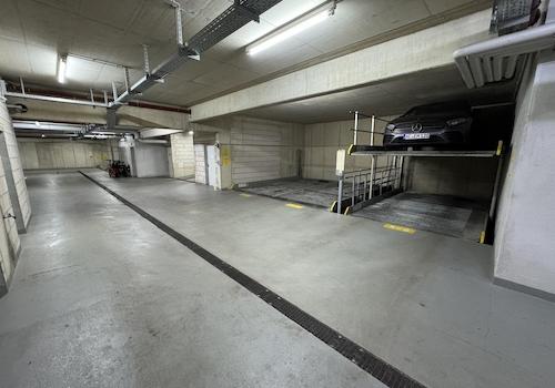 opt. Tiefgaragen Stellplatz