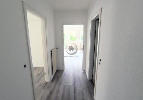 Flur - Bild 1
