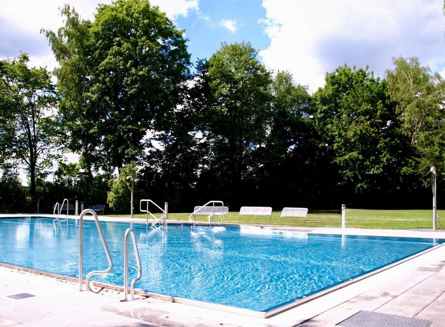 Hauseigener Pool