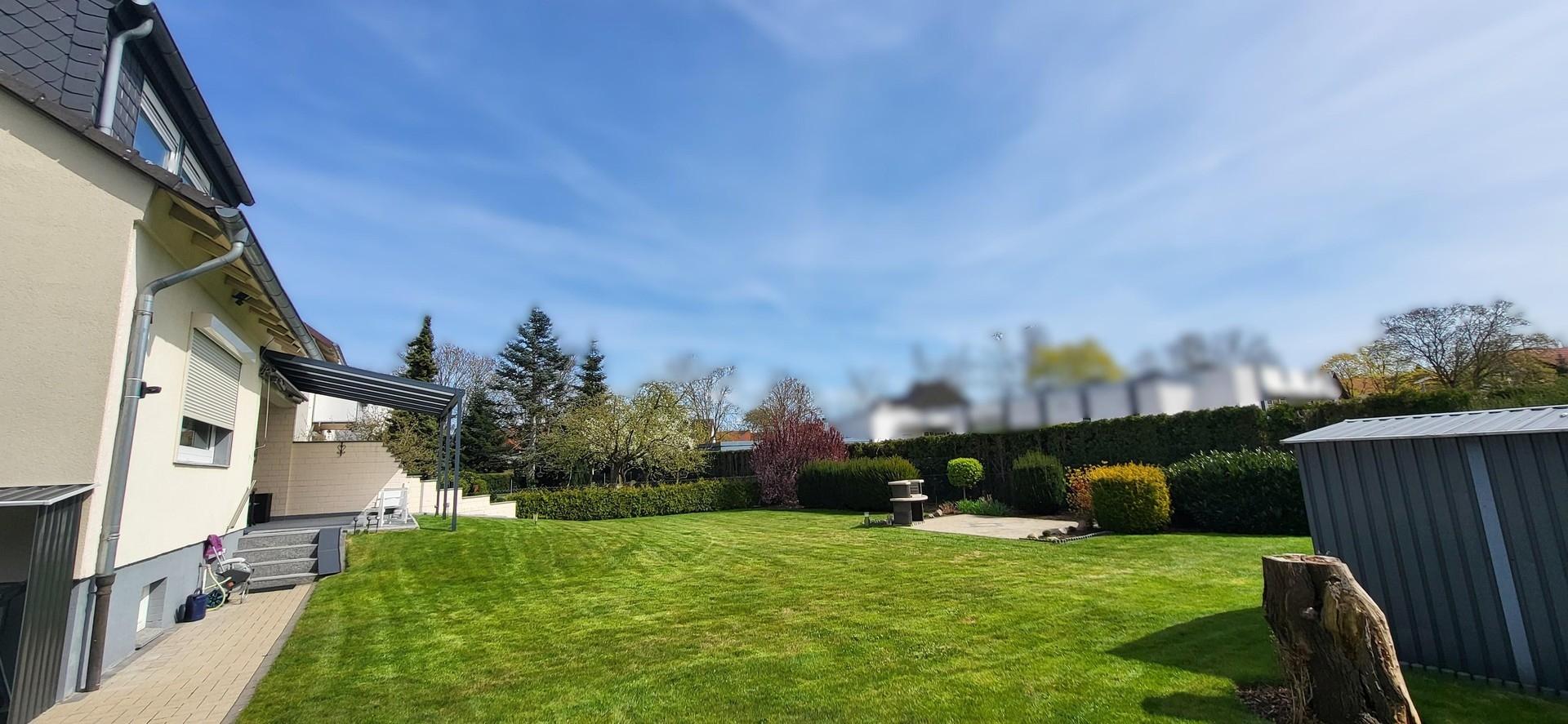 Hausansicht Garten 1