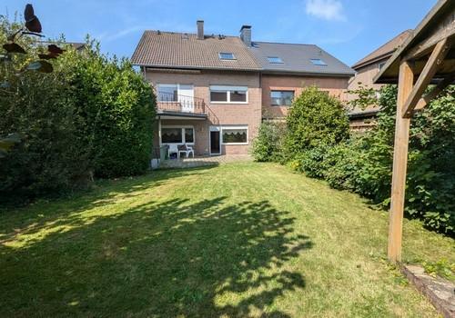 Hausansicht hinten