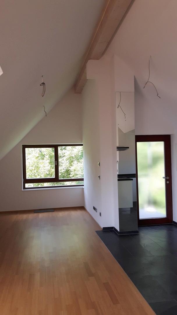 Wohnzimmer und Eingang