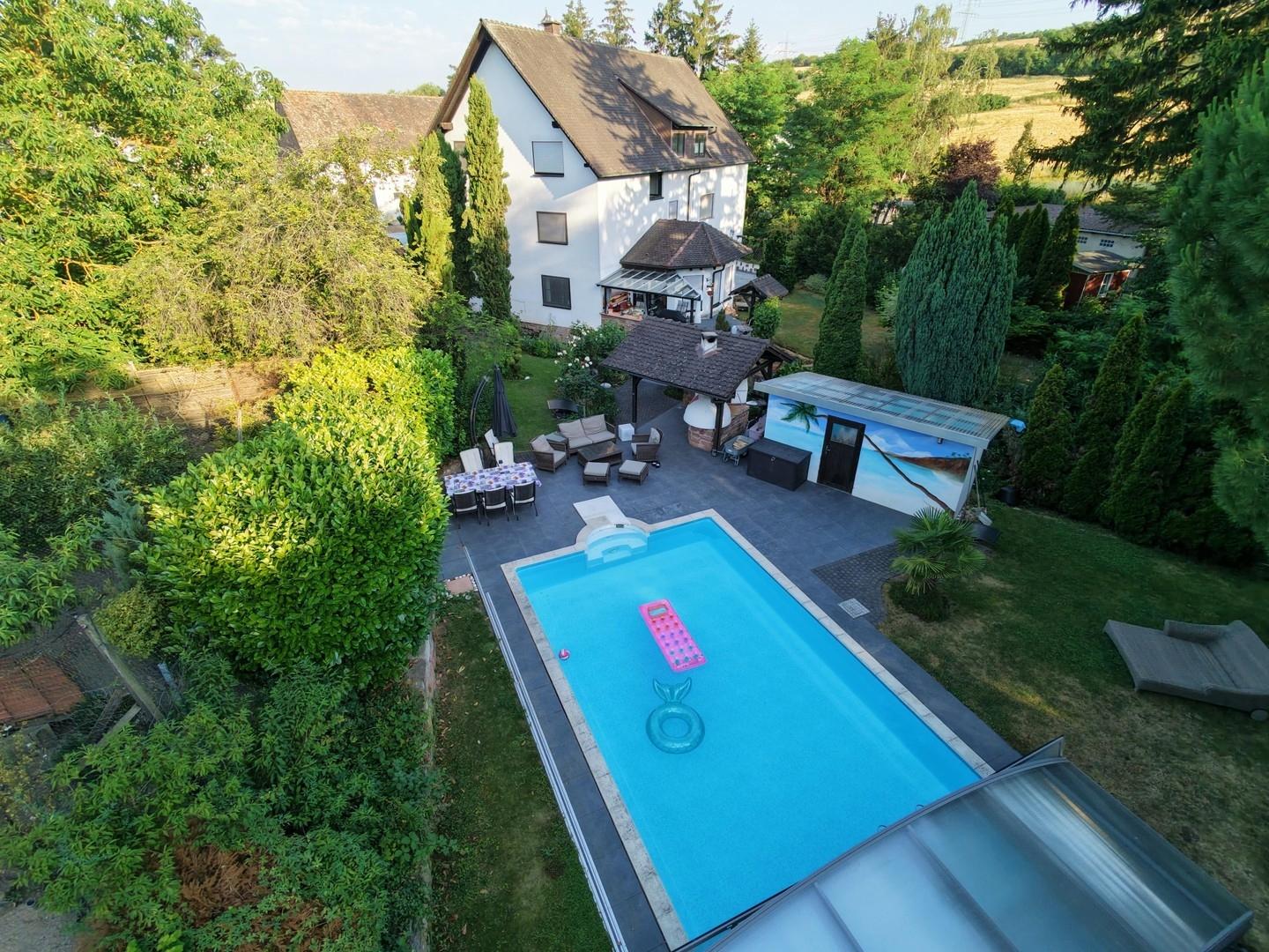 Blick auf das Haus und Garten