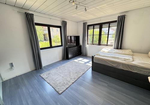 Schlafzimmer OG
