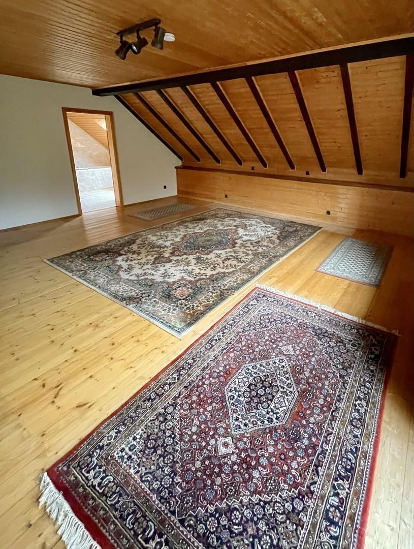 Master-Schlafzimmer mit Balkon