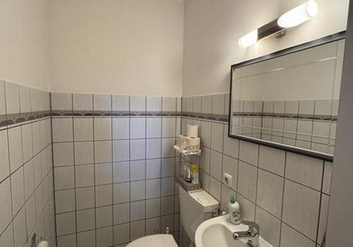 WC EG