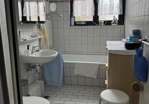 Badezimmer 1. OG