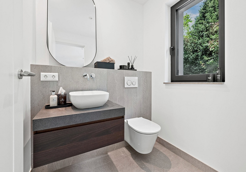 Gäste-WC mit Tageslicht