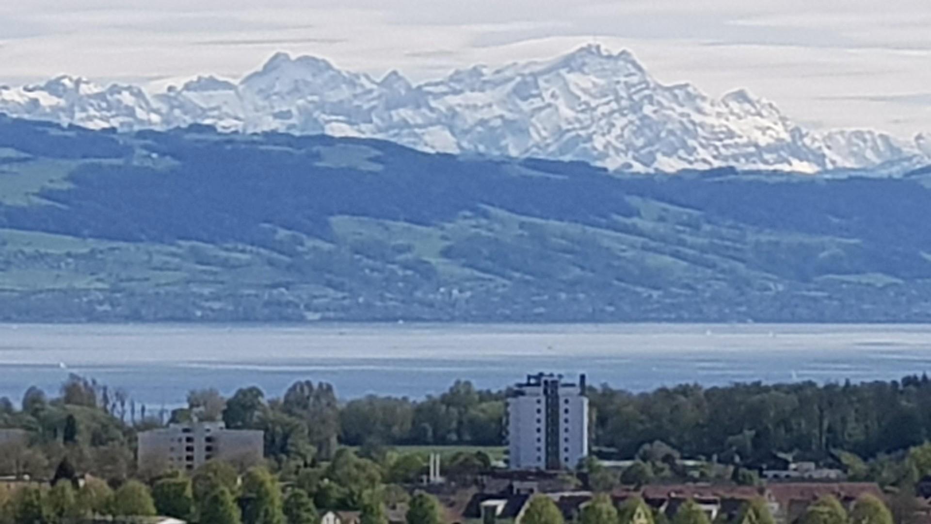 Blick auf Schweizer Alpen
