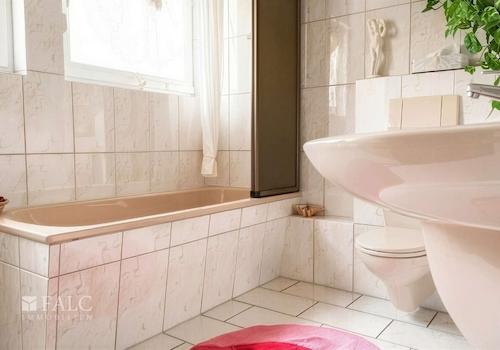 Badezimmer EG 