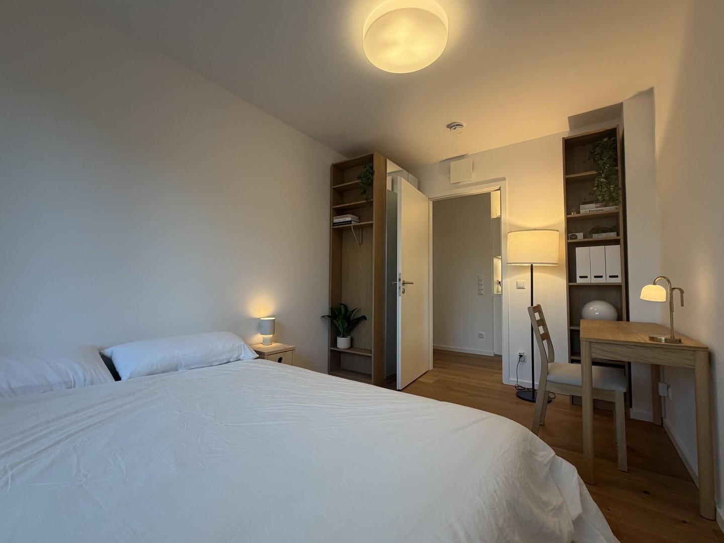 2. Schlafzimmer